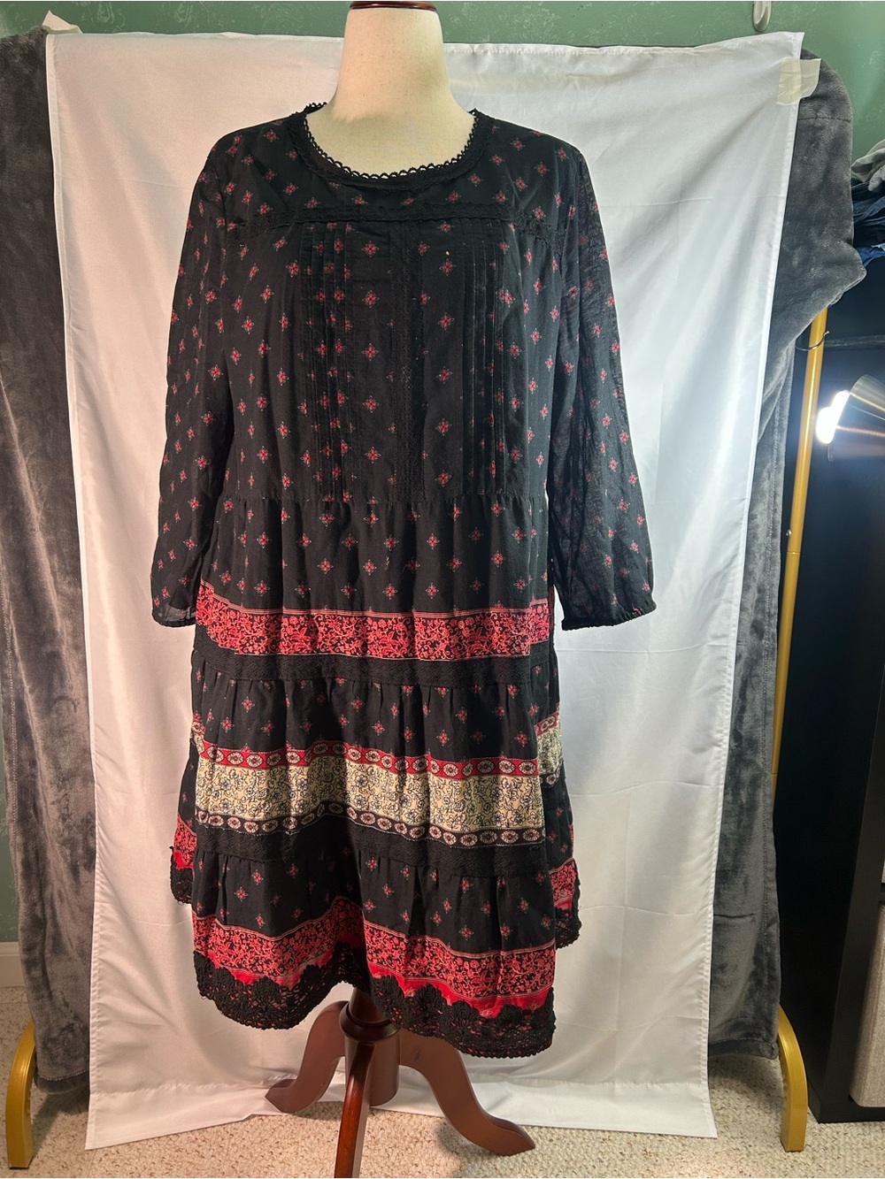 J. Jill Black Tiered Dress with Red and Tan Border Print - Picture 3 of 7